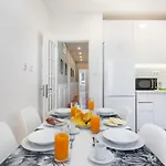 Whome - Mouraria Modern Living Breathtaking Views & Ac Лиссабон